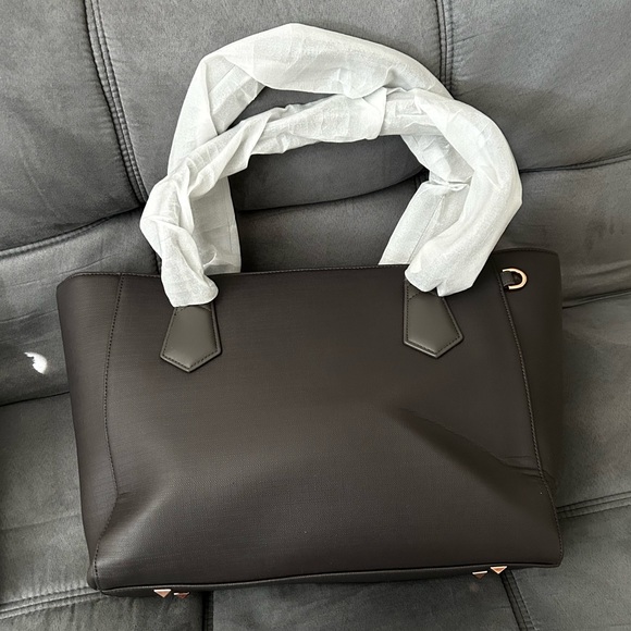 Signature Tote Graphite - Picture 4 of 10